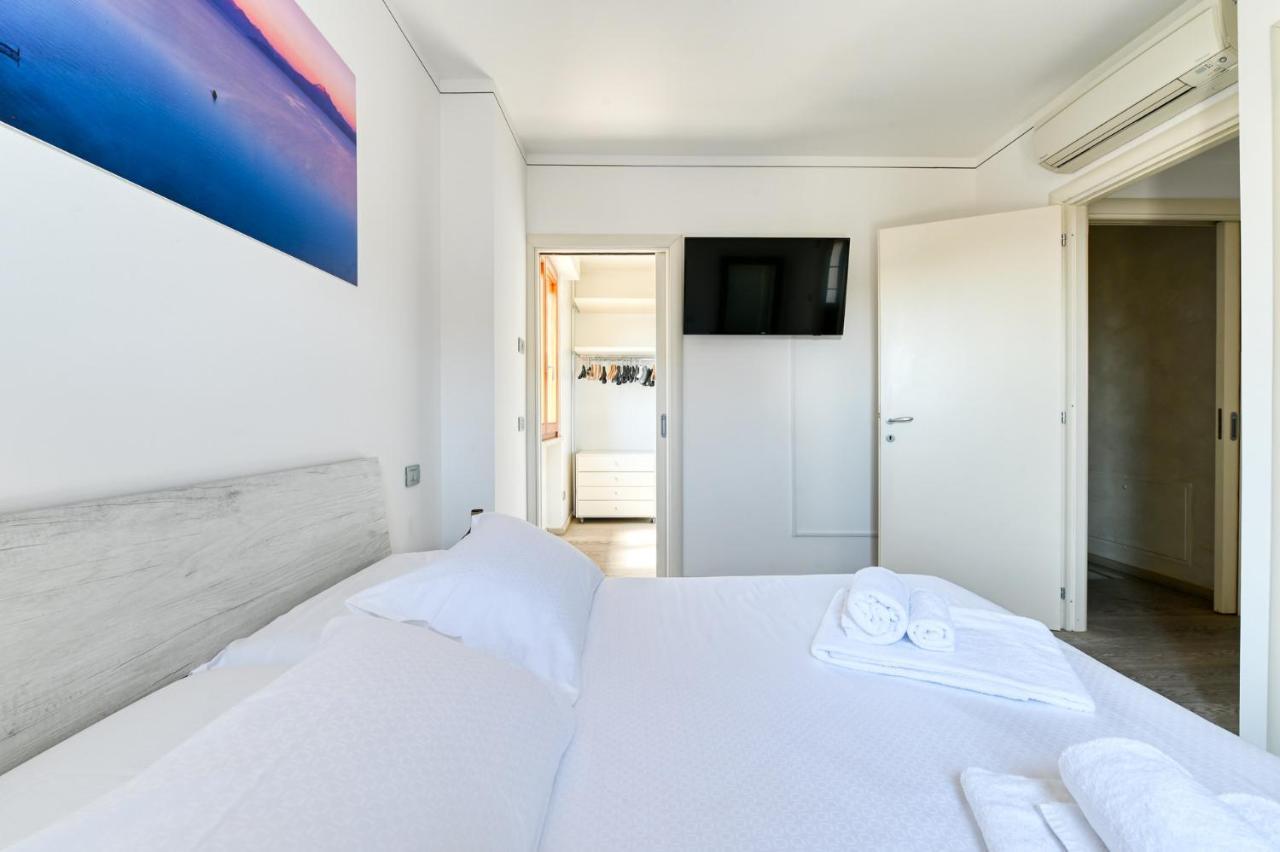 Pearl House - Sirmione Holiday - Jacuzzi Privata Экстерьер фото